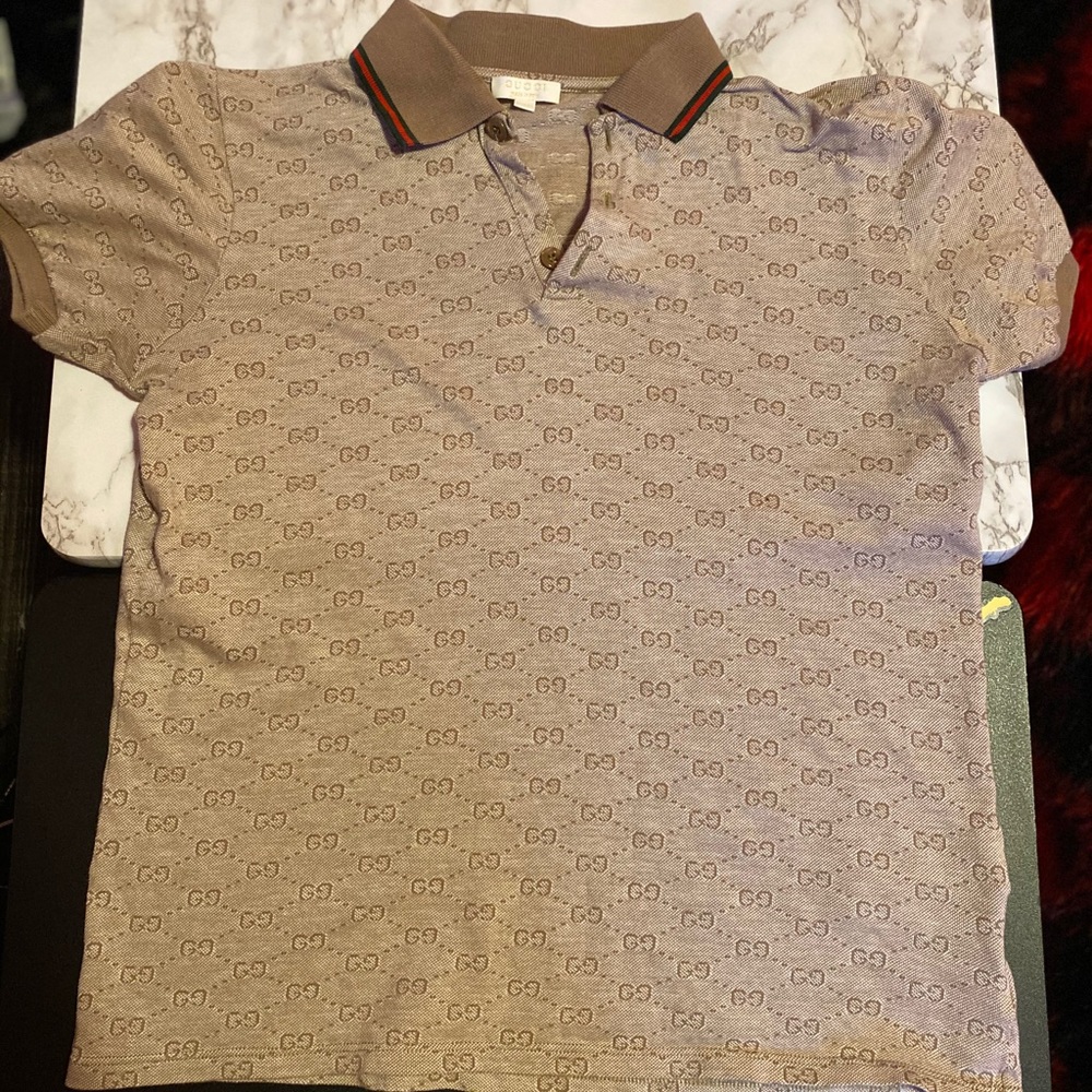 Kids Gucci Shirt (MAKE OFFERS)